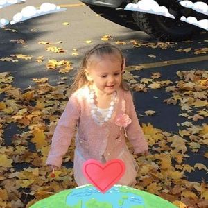 Meet your Posher, Simone